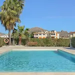 La Perla 3 Apartment