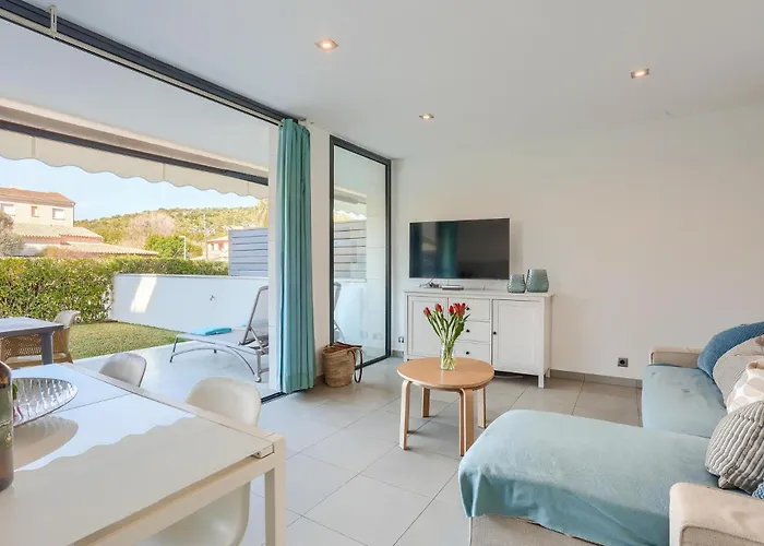 Apartman La Perla 3 *